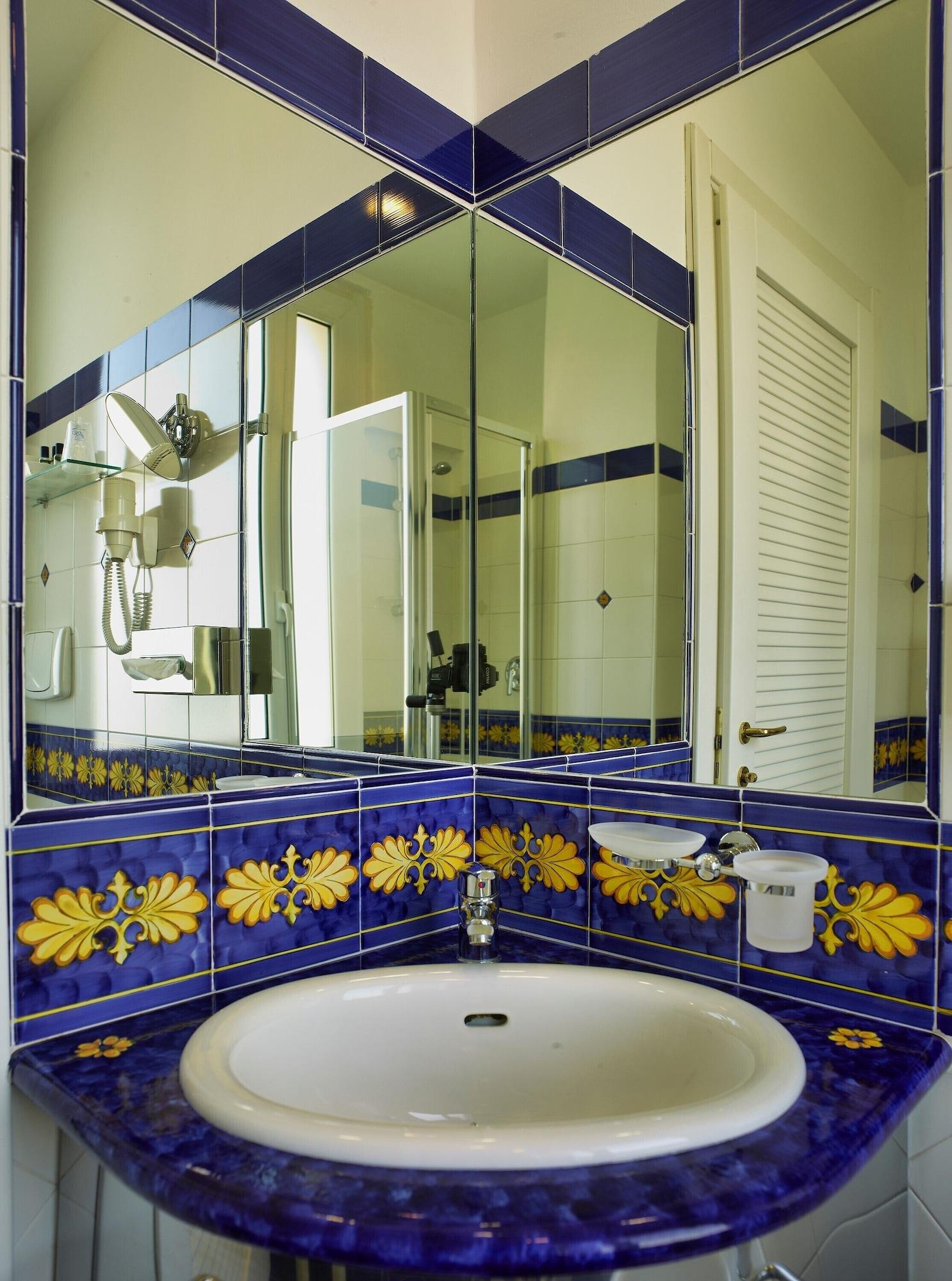 ספוטורנו Best Western Hotel Acqua Novella מראה חיצוני תמונה