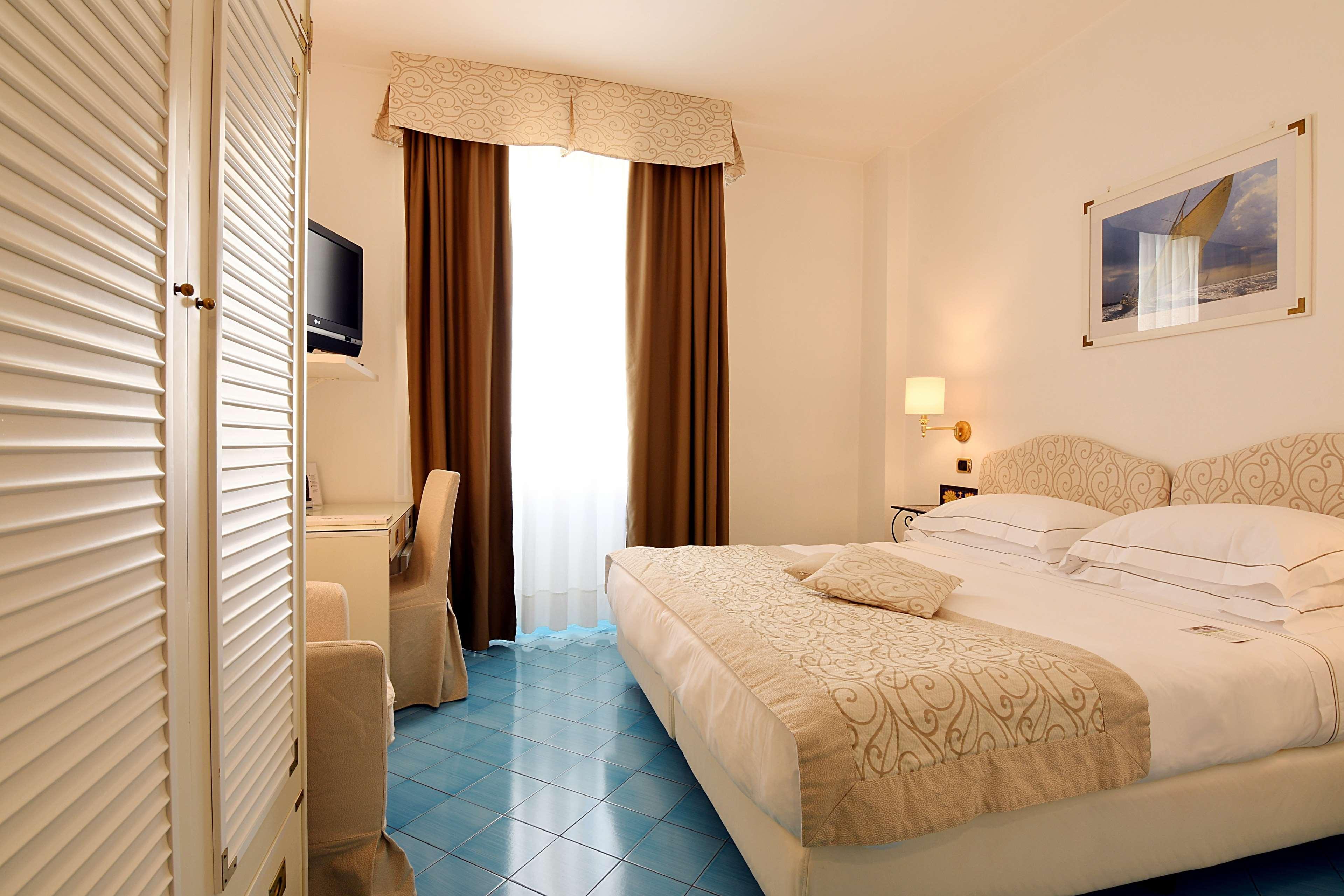 ספוטורנו Best Western Hotel Acqua Novella מראה חיצוני תמונה