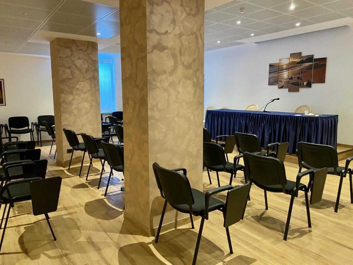 ספוטורנו Best Western Hotel Acqua Novella מראה חיצוני תמונה
