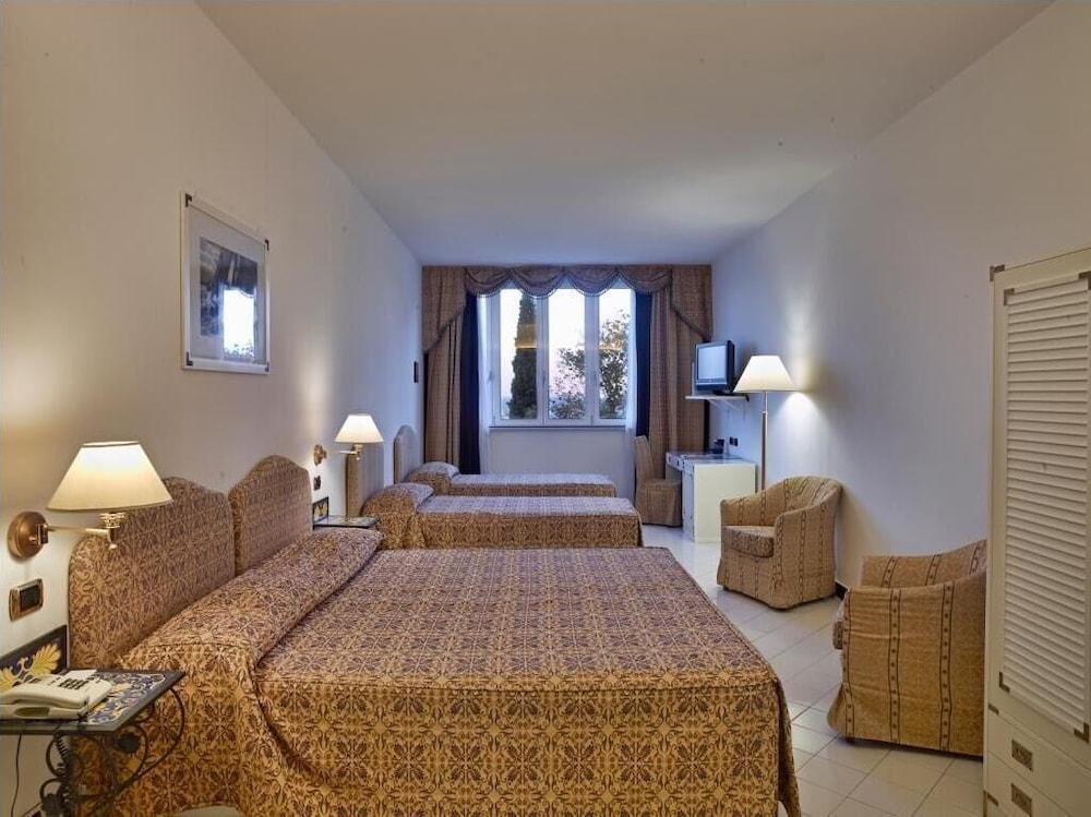 ספוטורנו Best Western Hotel Acqua Novella מראה חיצוני תמונה