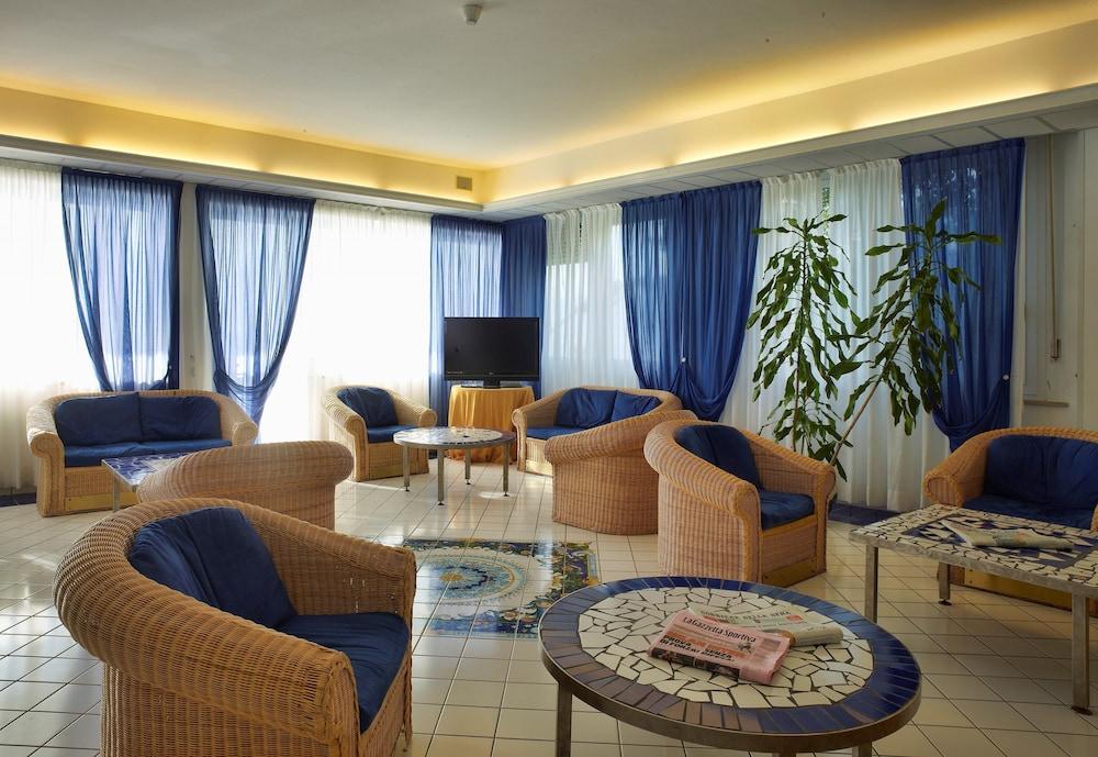 ספוטורנו Best Western Hotel Acqua Novella מראה חיצוני תמונה