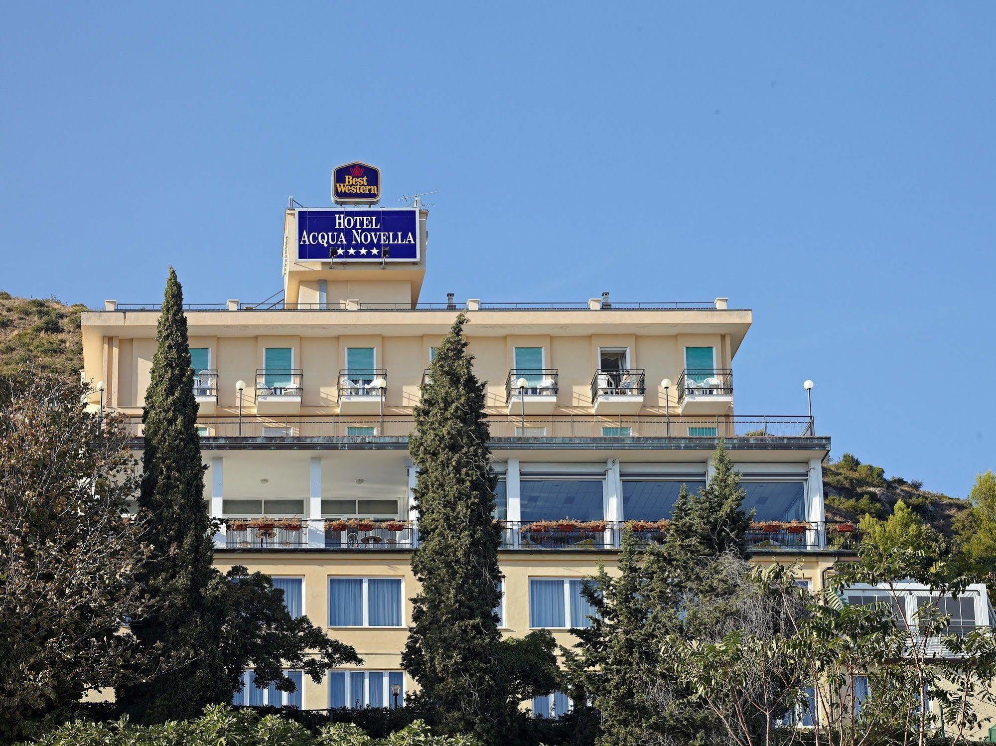 ספוטורנו Best Western Hotel Acqua Novella מראה חיצוני תמונה